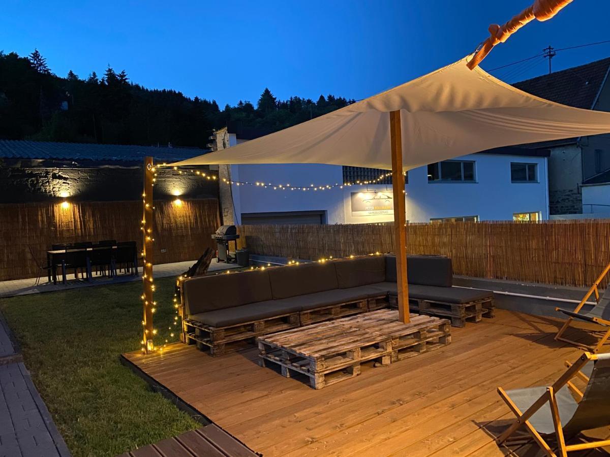Nuerburgring Industrial Design House, Grosser Garten, Bbq Adenau Exterior photo